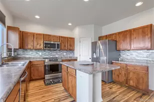 929 W Independent Ave, La Salle, CO 80645 - Photo 8