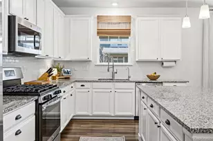 11028 Wheeling Ct, Commerce City, CO 80022 - Photo 16