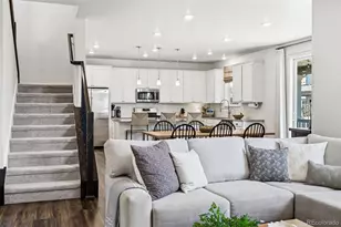 11028 Wheeling Ct, Commerce City, CO 80022 - Photo 10