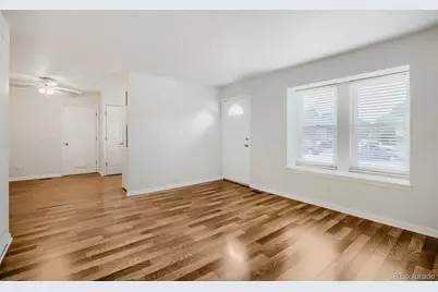20691 E Buchanan Drive, Aurora, CO 80011 - Photo 6