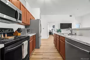 15475 Andrews Dr, Denver, CO 80239 - Photo 6