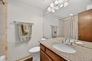 4316 S Blackhawk Way, Aurora, CO 80015 - Photo 16