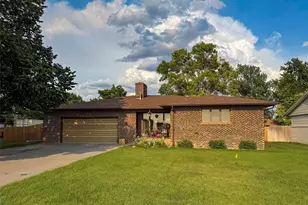 870 15th St, Burlington, CO 80807 - Photo 1