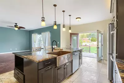 5704 S Genoa Court, Aurora, CO 80015 - Photo 10