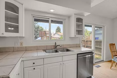 18937 E Kent Circle, Aurora, CO 80013 - Photo 12