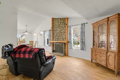 18937 E Kent Circle, Aurora, CO 80013 - Photo 6