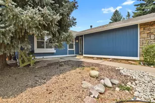 18937 E Kent Cir, Aurora, CO 80013 - Photo 2