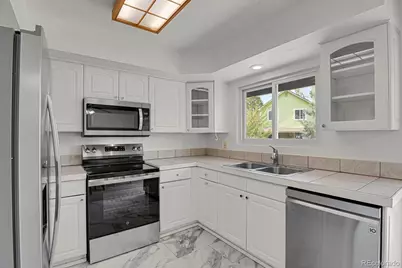 18937 E Kent Circle, Aurora, CO 80013 - Photo 10