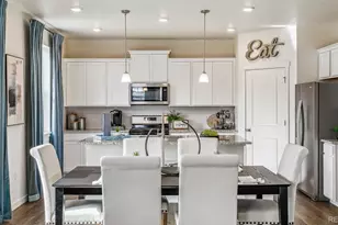 9947 Danube Ct, Commerce City, CO 80022 - Photo 6