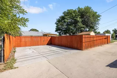 3613 N Harrison Street, Denver, CO 80205 - Photo 32