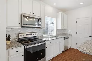 4003 N Quatar Ct, Aurora, CO 80019 - Photo 12