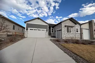 3994 Haleyville Ct, Aurora, CO 80019 - Photo 2