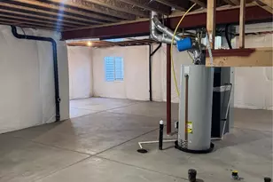 21235 E Grand Dr, Aurora, CO 80015 - Photo 10