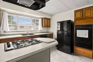 8201 S Santafe Dr, Littleton, CO 80120 - Photo 14