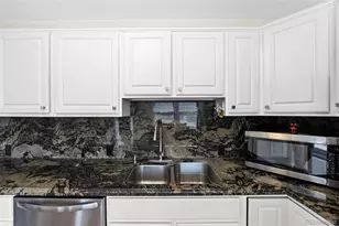 2218 S Iola St, Aurora, CO 80014 - Photo 18