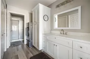 1912 E Phillips Dr, Centennial, CO 80122 - Photo 16