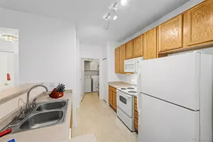 10350 W 55th Ln, Arvada, CO 80002 - Photo 12