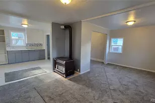 221 Spruce St, Julesburg, CO 80737 - Photo 6