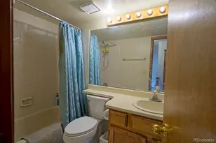 4374 Sable St, Denver, CO 80239 - Photo 16