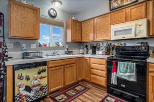 2833 W E St, Greeley, CO 80631 - Photo 4