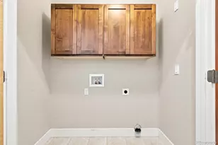 8684 Martin Luther King Jr Blvd, Denver, CO 80238 - Photo 36
