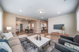 10054 Salem Ct, Commerce City, CO 80022 - Photo 6