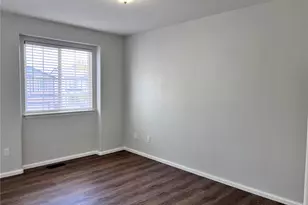 9745 Gatesbury Cir, Littleton, CO 80126 - Photo 14