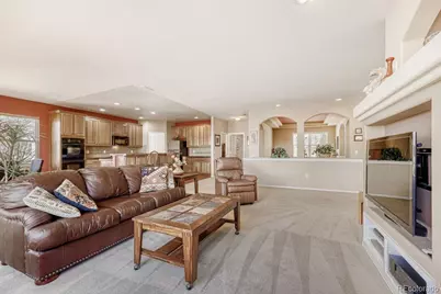 8131 S Quatar Circle, Aurora, CO 80016 - Photo 12