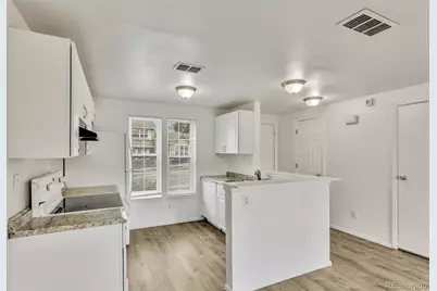 1514 S Ouray Circle #B, Aurora, CO 80017 - Photo 4