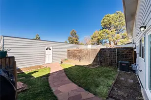 1233 S Troy St, Aurora, CO 80012 - Photo 30