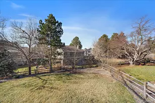 8739 E Otero Cir, Centennial, CO 80112 - Photo 34