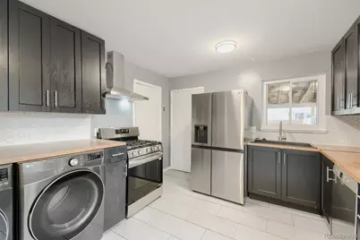 755 Newark Street, Aurora, CO 80010 - Photo 12