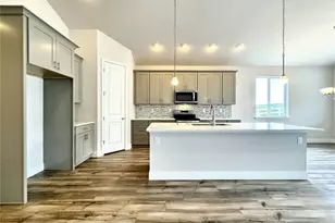 2309 Drummle Dr, Castle Rock, CO 80104 - Photo 10