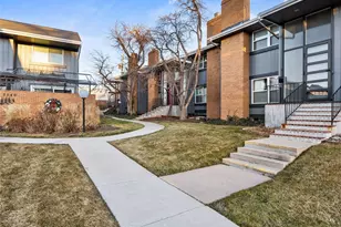 3548 S Hillcrest Dr, Denver, CO 80237 - Photo 2