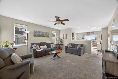 10247 Olathe Way, Commerce City, CO 80022 - Photo 6