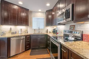 3385 S Tulare Ct, Denver, CO 80231 - Photo 10