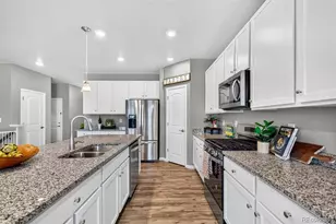 5374 Trails Edge Ln, Castle Rock, CO 80104 - Photo 4