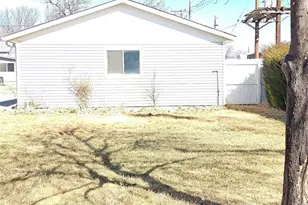 312 Loveland Ave, Flagler, CO 80815 - Photo 4