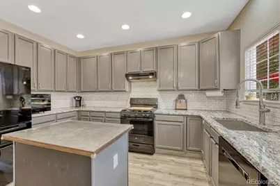 18980 E Garden Drive, Aurora, CO 80015 - Photo 8