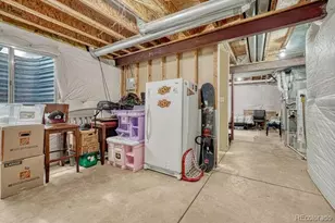 18980 E Garden Dr, Aurora, CO 80015 - Photo 32