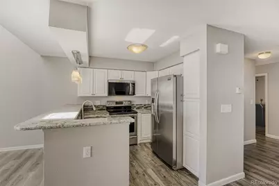 10530 W Jewell Avenue #302, Lakewood, CO 80232 - Photo 6