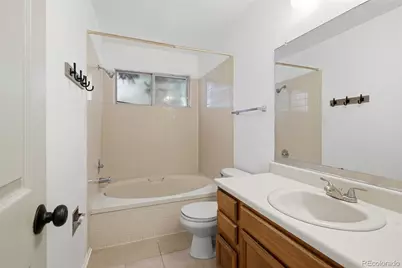 711 S Granby Circle, Aurora, CO 80012 - Photo 24