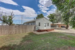190 N Cedar St, Keenesburg, CO 80643 - Photo 32