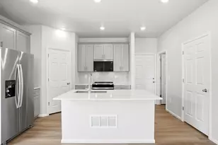 2163 E 164th Ave, Thornton, CO 80602 - Photo 12