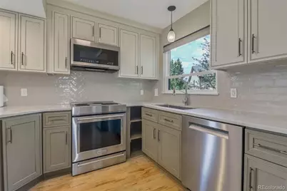3777 Shefield Drive, Broomfield, CO 80020 - Photo 6