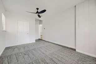 716 Scranton Ct, Aurora, CO 80011 - Photo 18