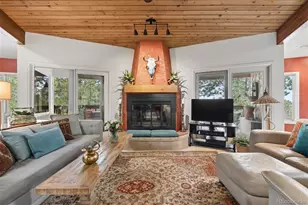 3915 Wakefield Dr, Colorado Springs, CO 80906 - Photo 2