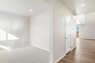 1625 Yampa River Dr, Windsor, CO 80550 - Photo 2