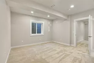 8753 E 29th Pl, Denver, CO 80238 - Photo 22