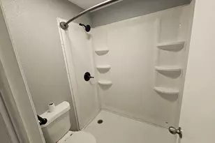 1302 S Parker Rd, Denver, CO 80231 - Photo 4